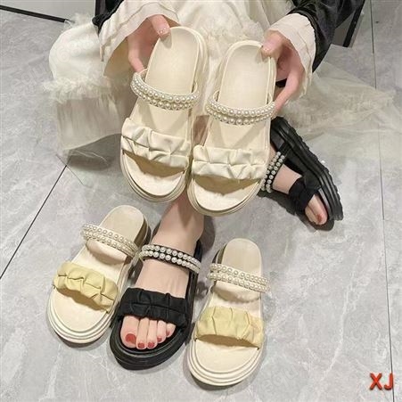 2023年韩国厚底外穿凉鞋女日常一字链条夏季罗马风沙滩鞋