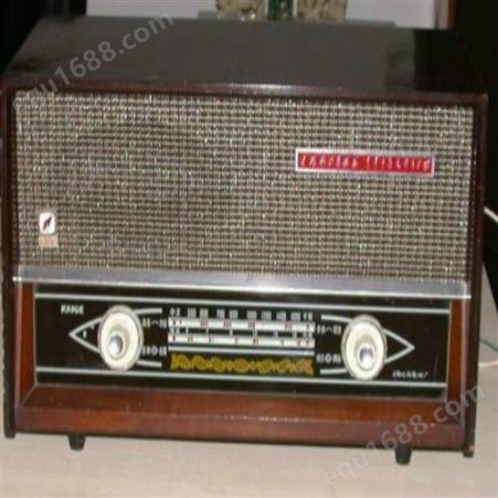 老唱机回收价格咨询  老唱片回收价格  老收音机收购价格