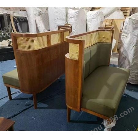 轻奢复古家用餐厅座椅 真皮软包靠背实木餐椅 可定制